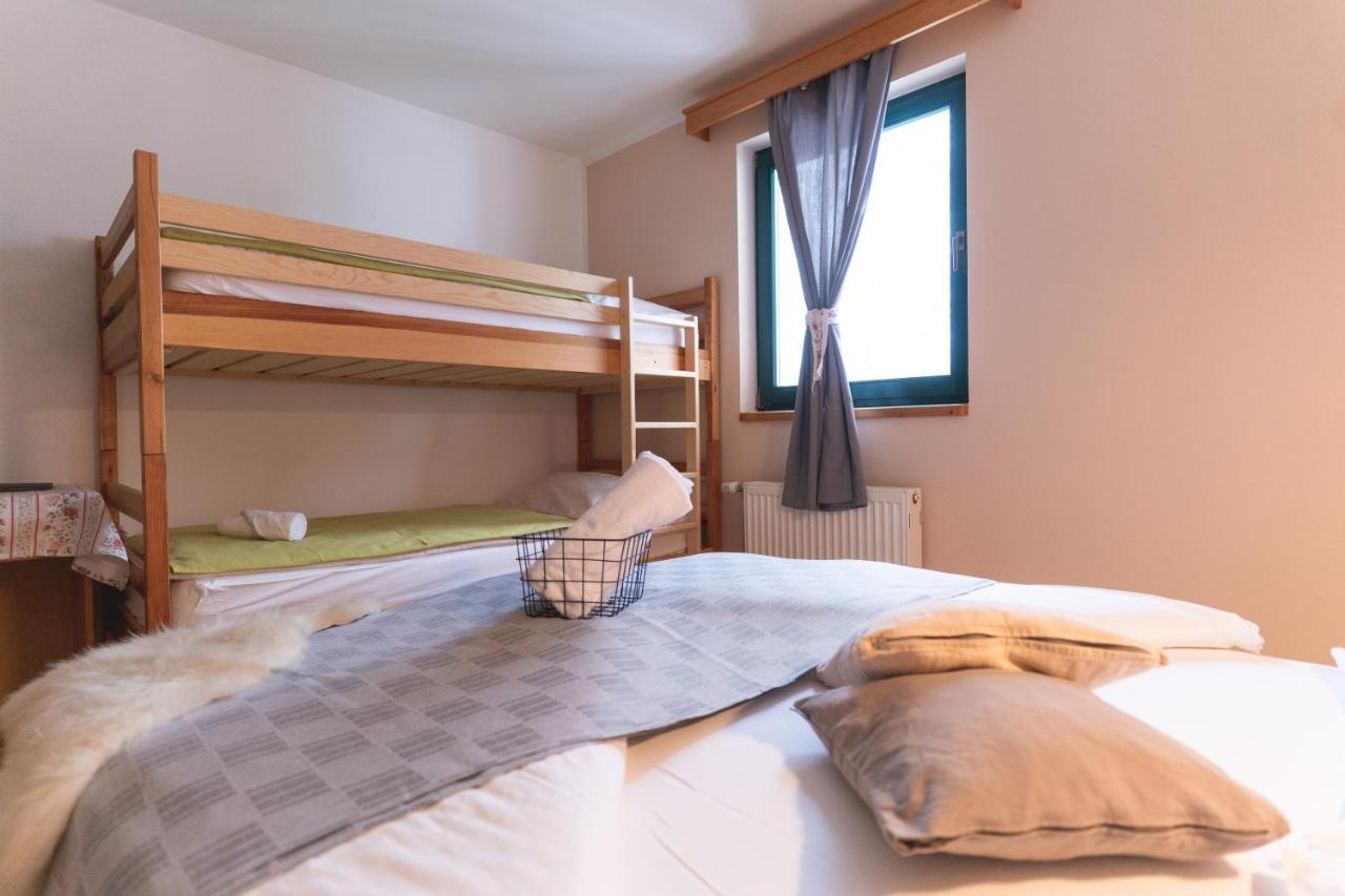 Brunarica Bohinj Bagian luar foto