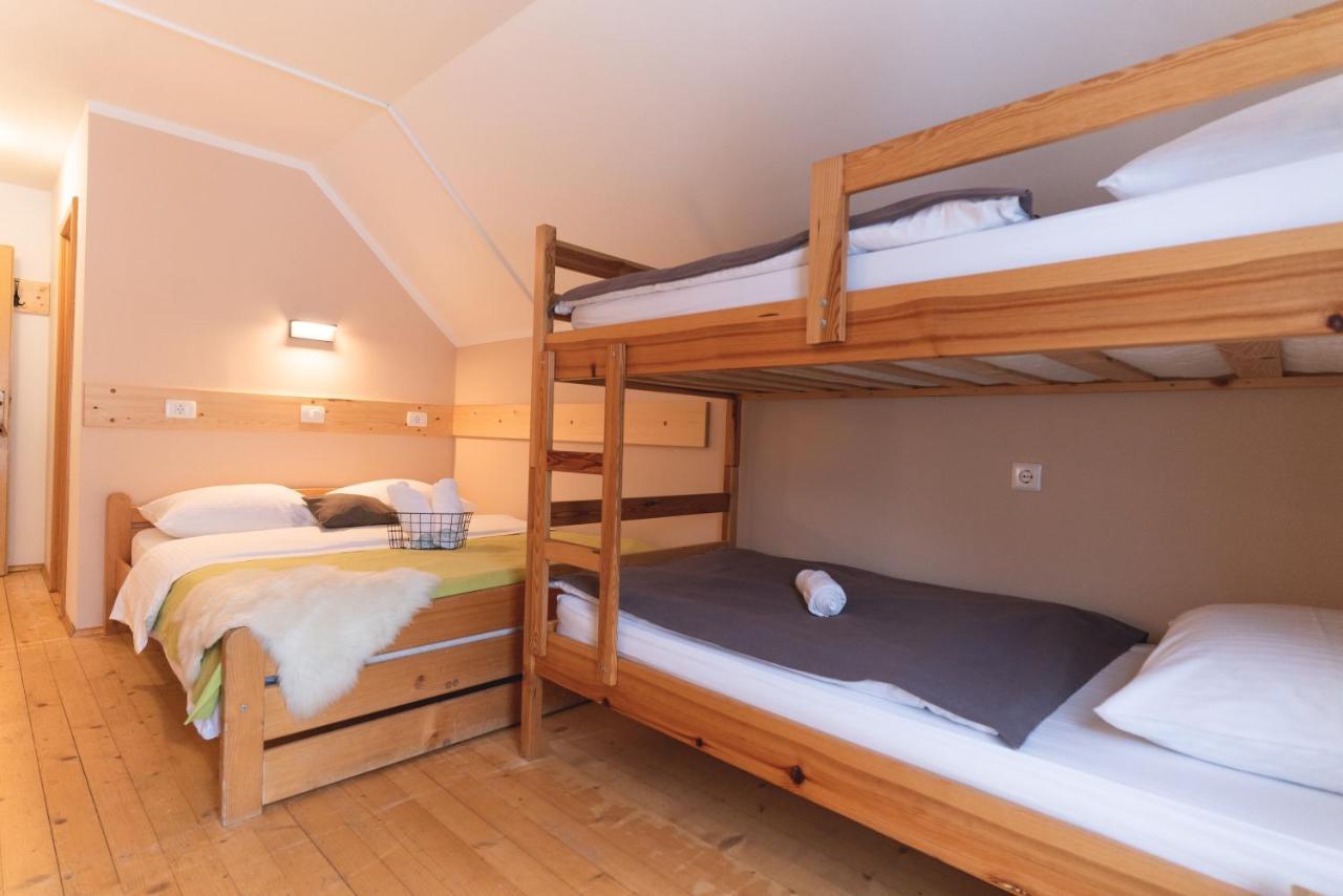 Brunarica Bohinj Bagian luar foto